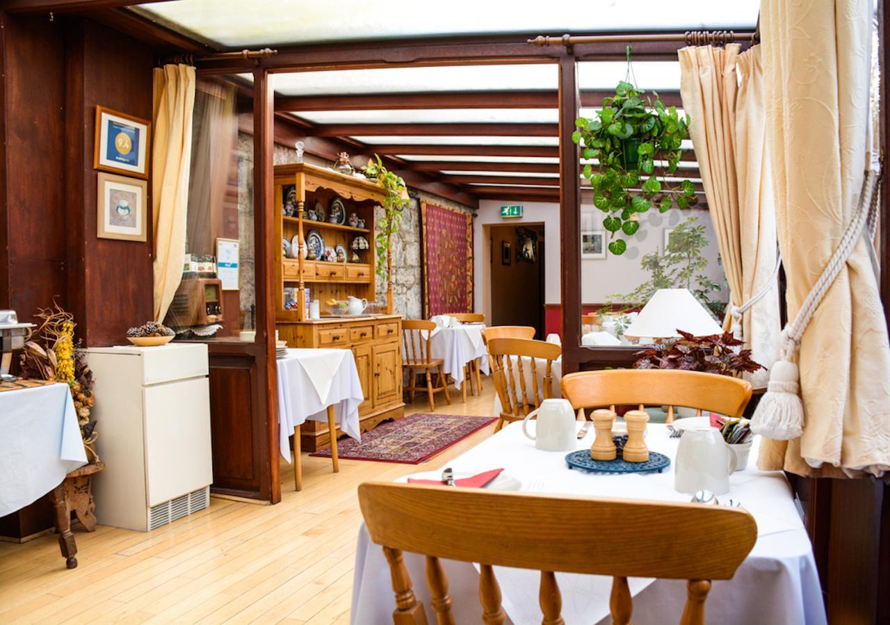 Clarke Cottage Guest House دنفرملاين المظهر الخارجي الصورة