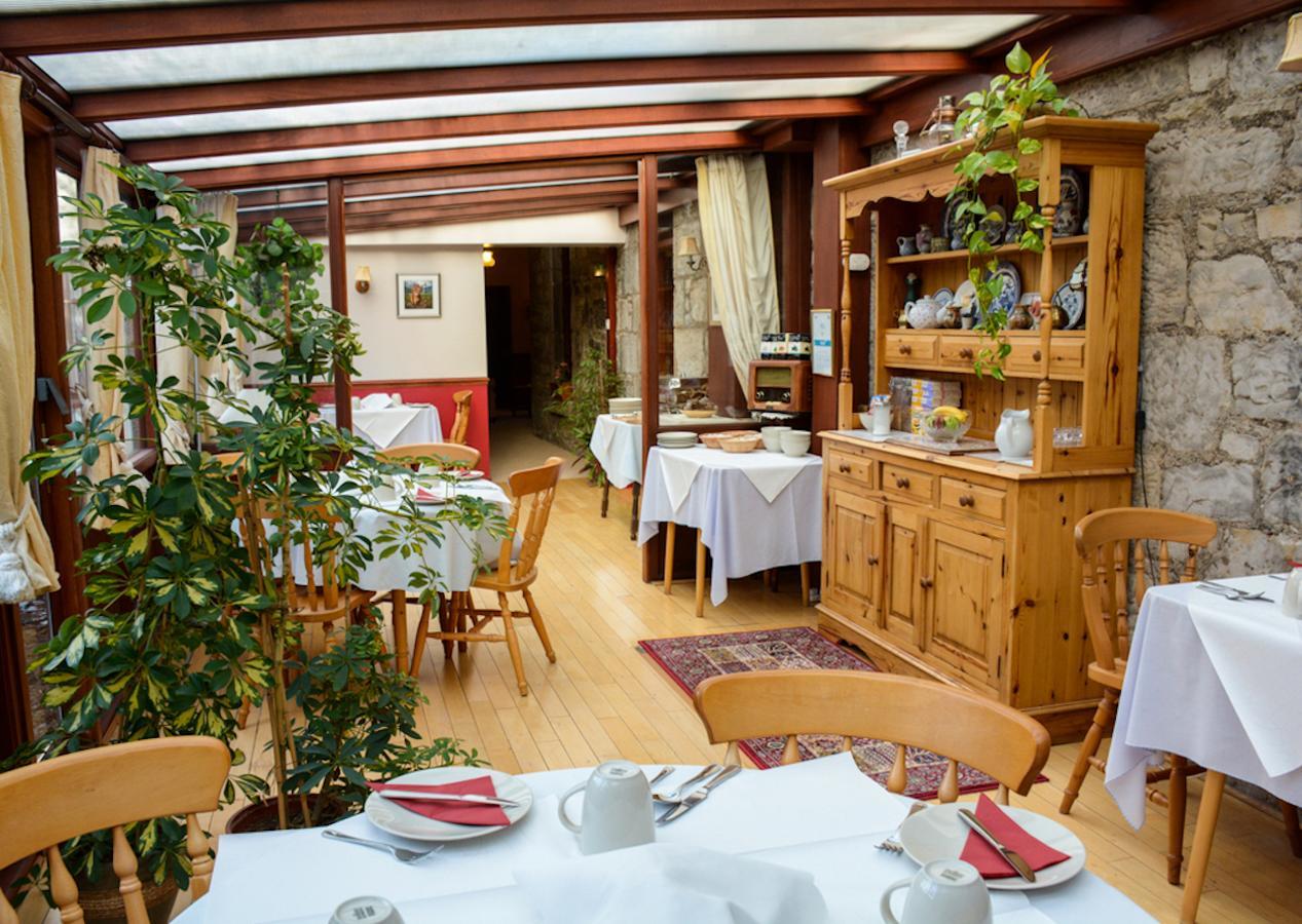 Clarke Cottage Guest House دنفرملاين المظهر الخارجي الصورة