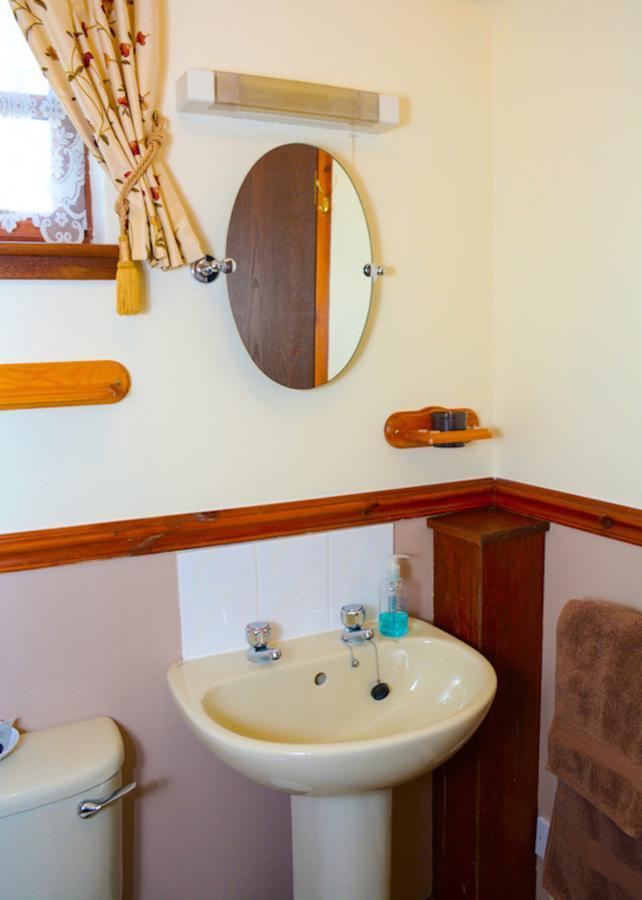 Clarke Cottage Guest House دنفرملاين المظهر الخارجي الصورة