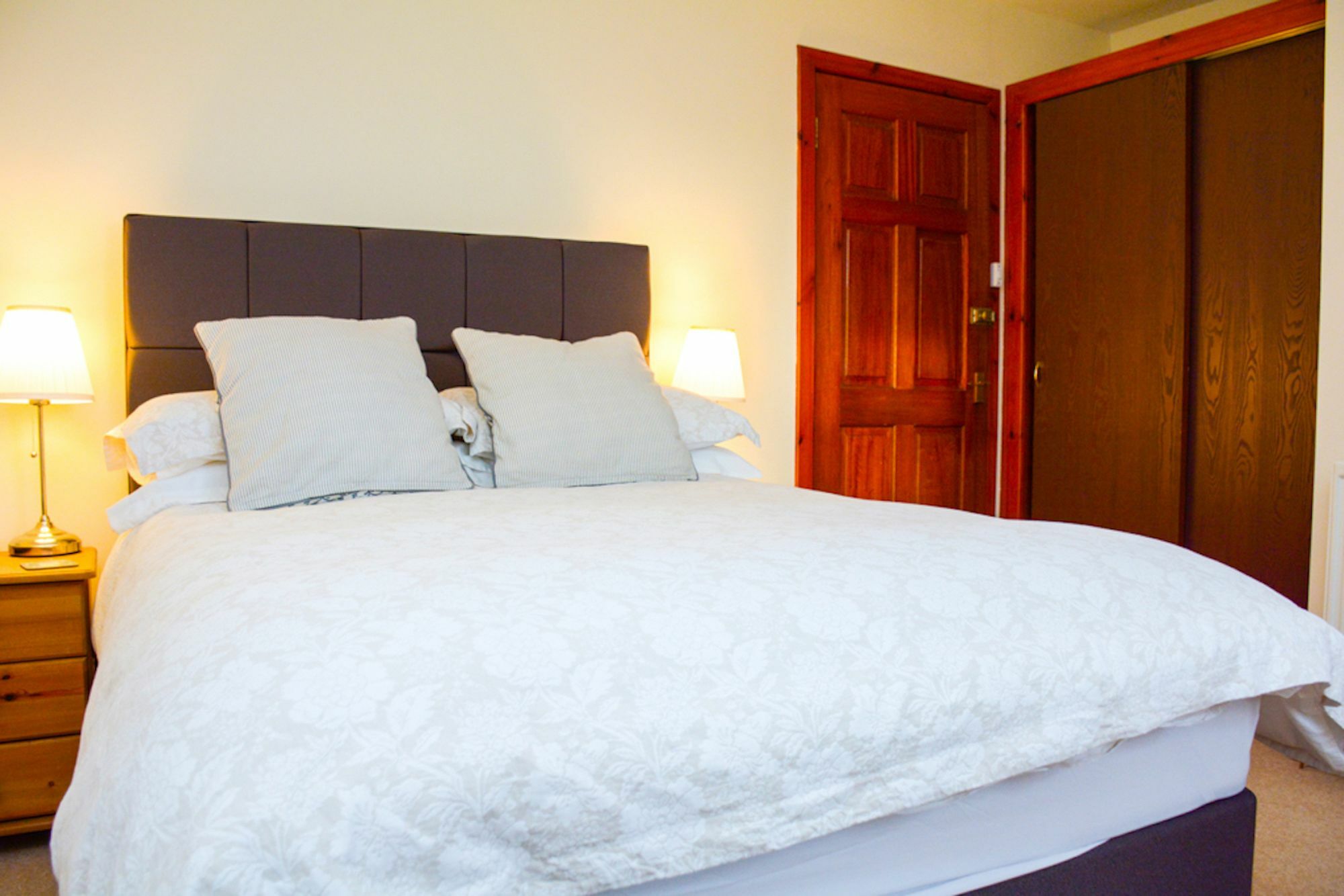 Clarke Cottage Guest House دنفرملاين المظهر الخارجي الصورة